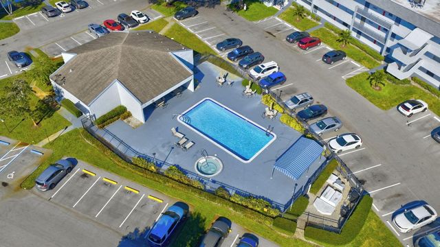 8351 Sands Point Boulevard A310, Tamarac, FL 33321