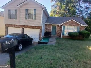 1839 Crimson Court, Lithonia, GA 30058