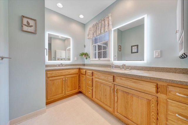 7609 Countrywood DR, Roanoke, VA 24018