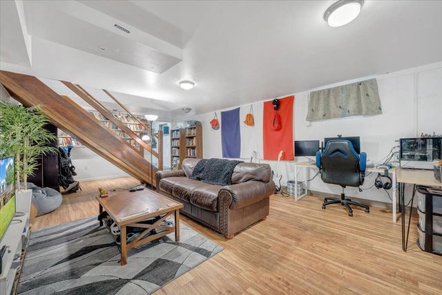 7609 Countrywood DR, Roanoke, VA 24018
