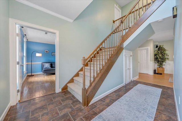 7609 Countrywood DR, Roanoke, VA 24018