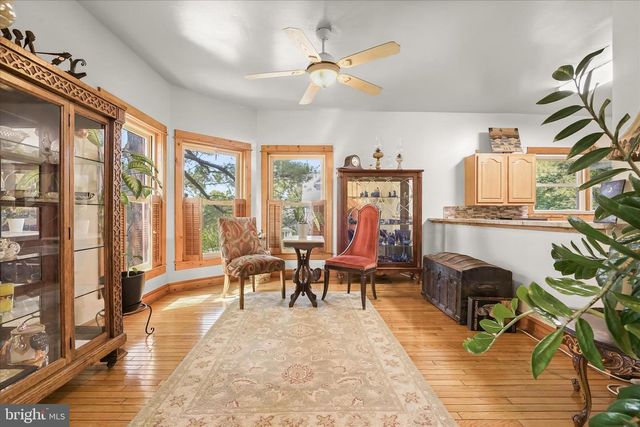 3137 18TH ST NE, Washington, DC 20018