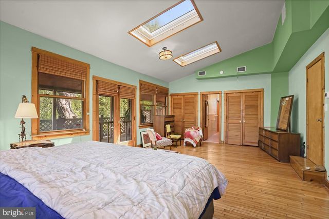 3137 18TH ST NE, Washington, DC 20018