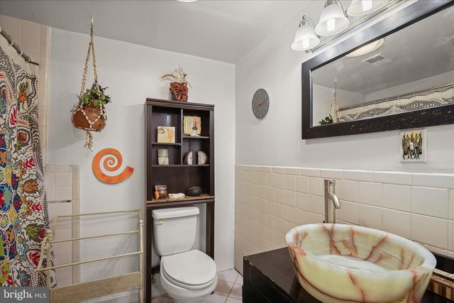 3137 18TH ST NE, Washington, DC 20018