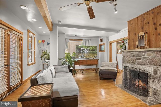 3137 18TH ST NE, Washington, DC 20018
