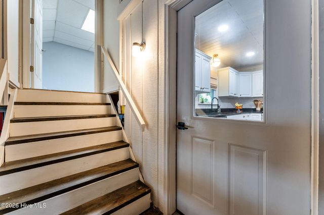 106 Juniper Court, West End, NC 27376