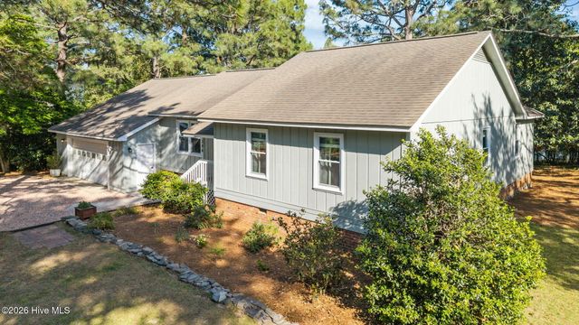 106 Juniper Court, West End, NC 27376