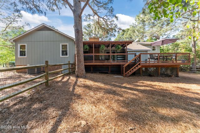 106 Juniper Court, West End, NC 27376