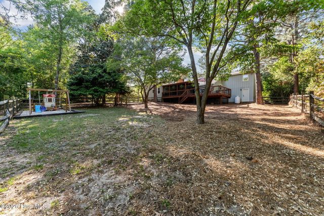 106 Juniper Court, West End, NC 27376