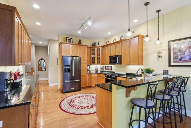 515 Wynnewood COURT, Waukesha, WI 53188