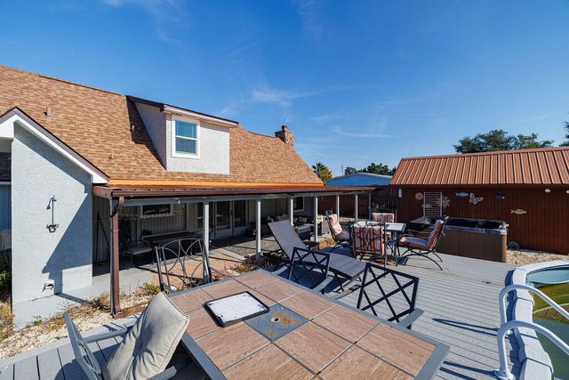 2343 Grand Oaks Lane, Panama City Beach, FL 32408