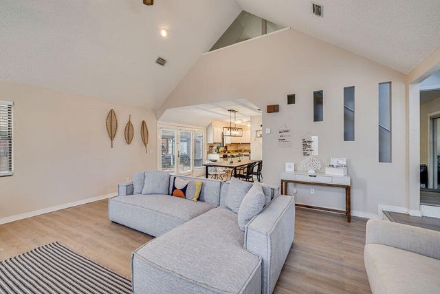 2343 Grand Oaks Lane, Panama City Beach, FL 32408