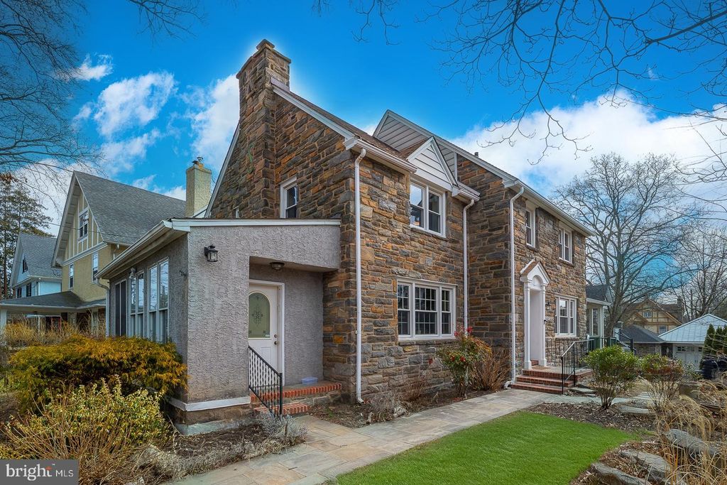 44 UNION AVENUE, Bala Cynwyd, PA 19004