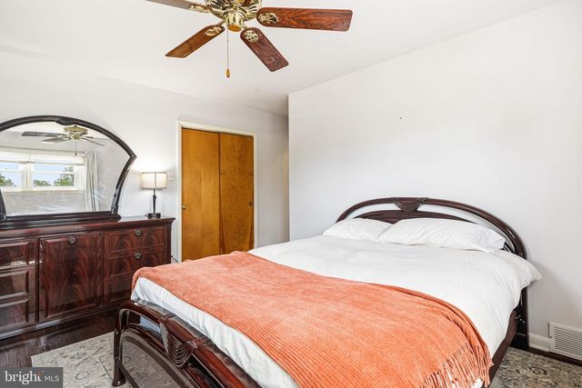 282 HENRY AVE, Warminster, PA 18974