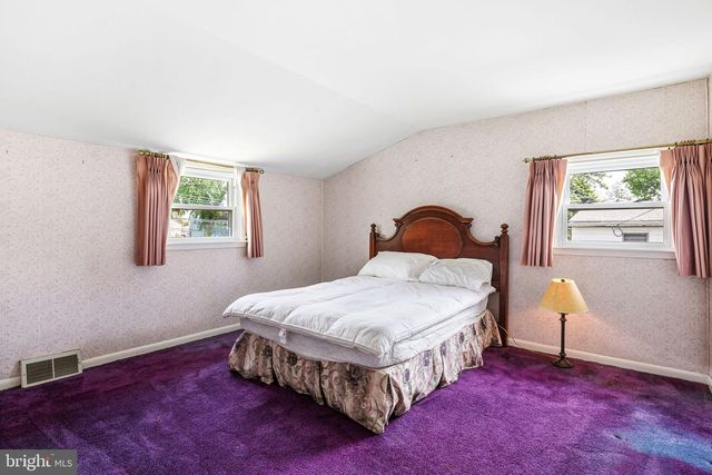 282 HENRY AVE, Warminster, PA 18974