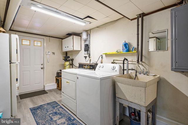 282 HENRY AVE, Warminster, PA 18974