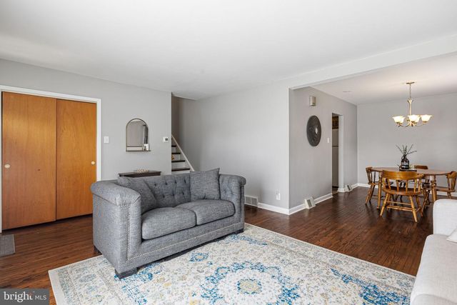 282 HENRY AVE, Warminster, PA 18974
