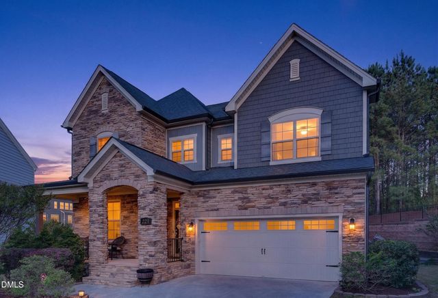 221 Birdsgrove Court, Cary, NC 27519