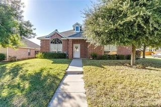 213 Canterbury Drive, Saginaw, TX 76179
