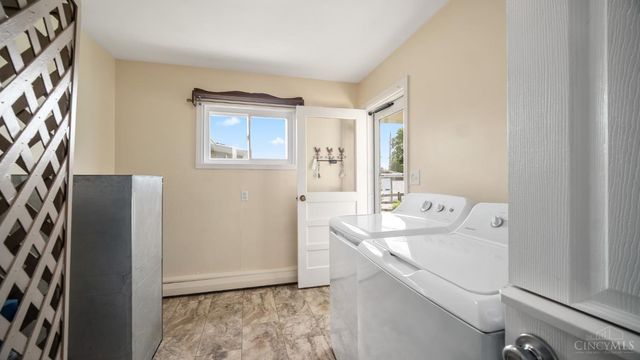13738 St Rt 41, West Union, OH 45693