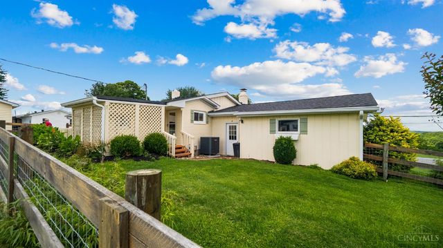 13738 St Rt 41, West Union, OH 45693
