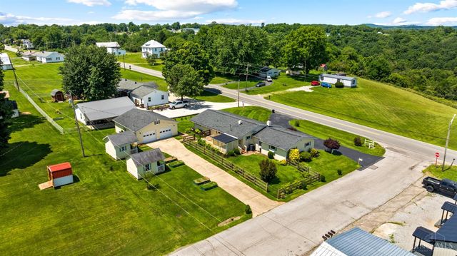 13738 St Rt 41, West Union, OH 45693