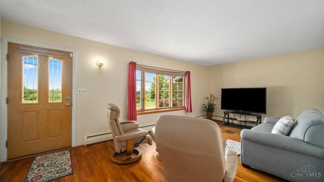 13738 St Rt 41, West Union, OH 45693