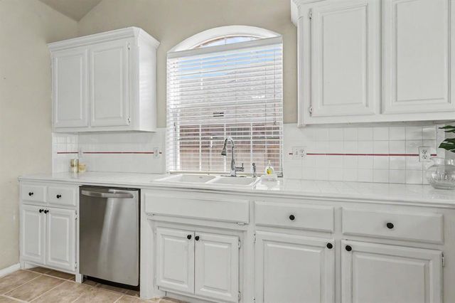 2509 Kingsley Lane, Oklahoma City, OK 73128