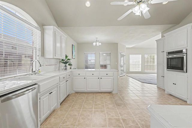2509 Kingsley Lane, Oklahoma City, OK 73128