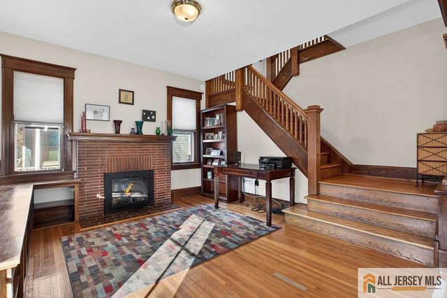 37 N 7th Avenue, Highland Park, NJ 08904