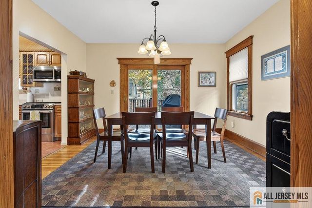 37 N 7th Avenue, Highland Park, NJ 08904