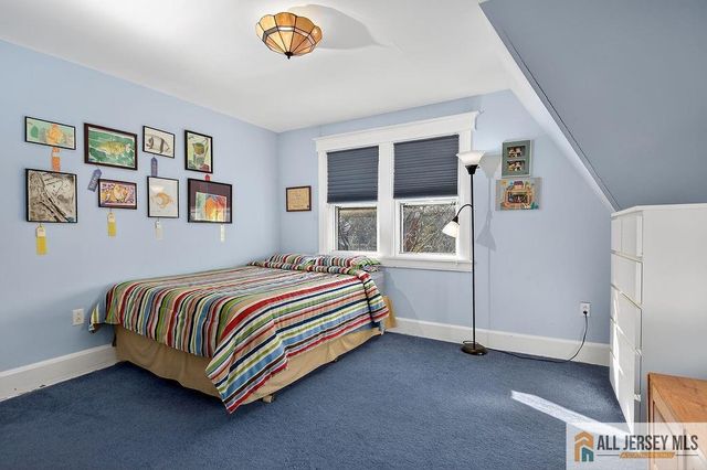 37 N 7th Avenue, Highland Park, NJ 08904