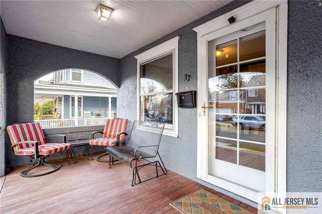 37 N 7th Avenue, Highland Park, NJ 08904