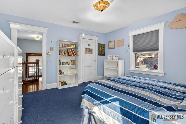 37 N 7th Avenue, Highland Park, NJ 08904