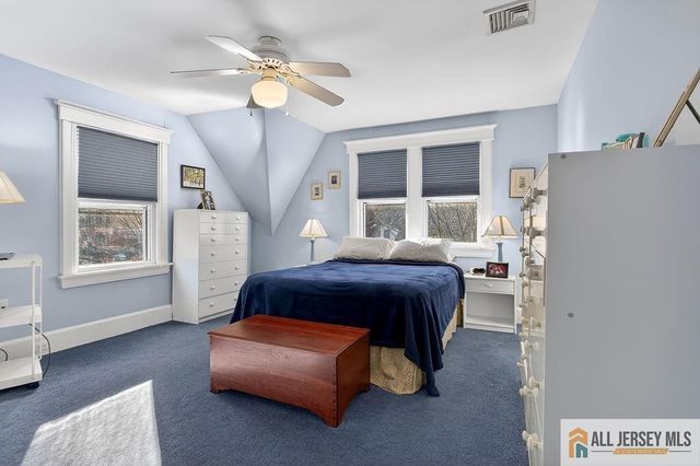 37 N 7th Avenue, Highland Park, NJ 08904