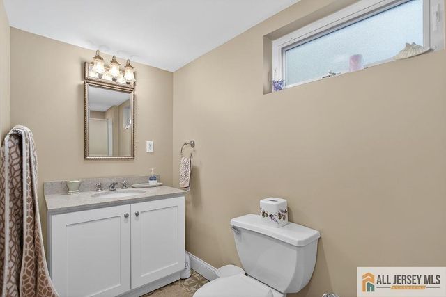 37 N 7th Avenue, Highland Park, NJ 08904