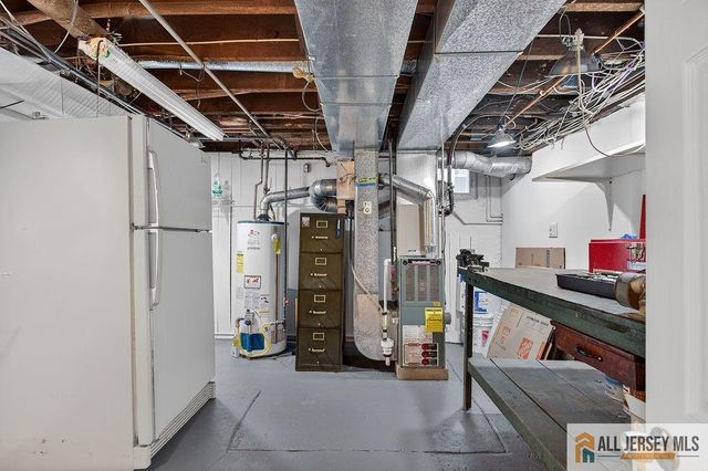 37 N 7th Avenue, Highland Park, NJ 08904