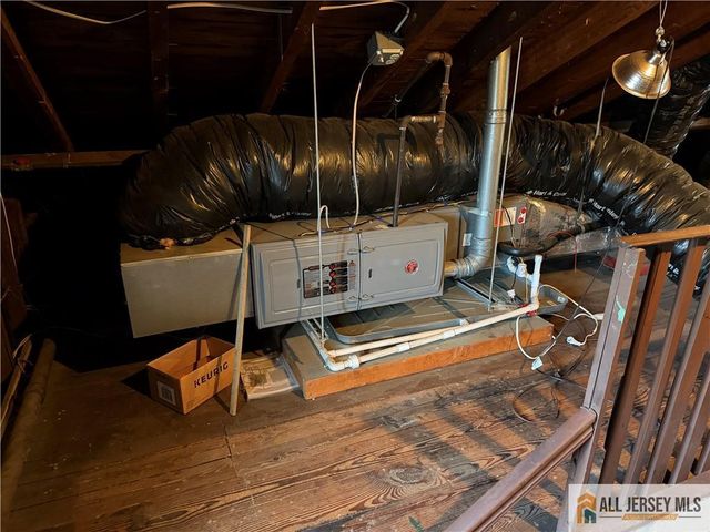 37 N 7th Avenue, Highland Park, NJ 08904