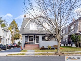 37 N 7th Avenue, Highland Park, NJ 08904