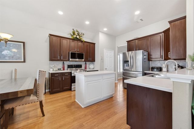 9507 Bending Willow Lane, Houston, TX 77064