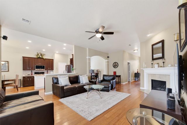 9507 Bending Willow Lane, Houston, TX 77064