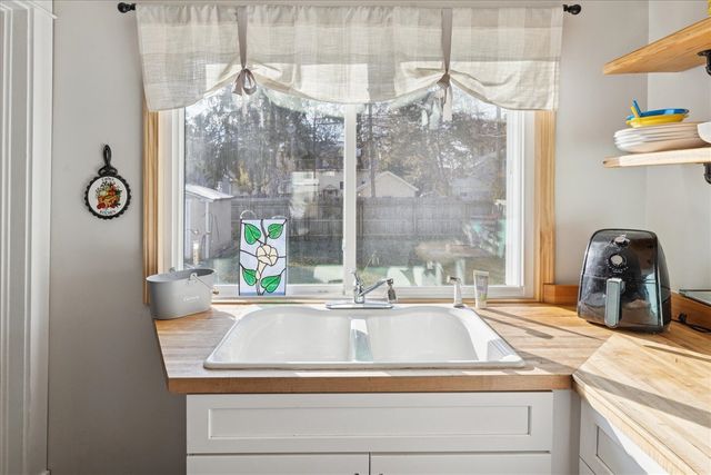 2245 Morton Avenue, Muskegon, MI 49441