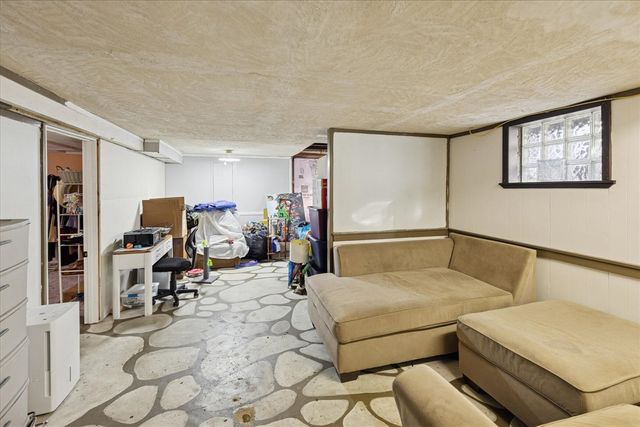 2245 Morton Avenue, Muskegon, MI 49441