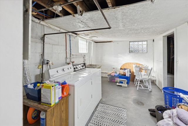 2245 Morton Avenue, Muskegon, MI 49441