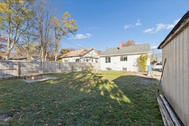 2245 Morton Avenue, Muskegon, MI 49441