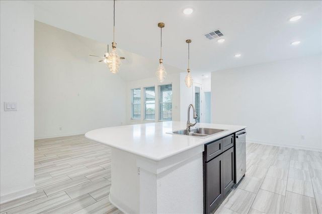 8008 Prairie Rye DR, Lago Vista, TX 78645