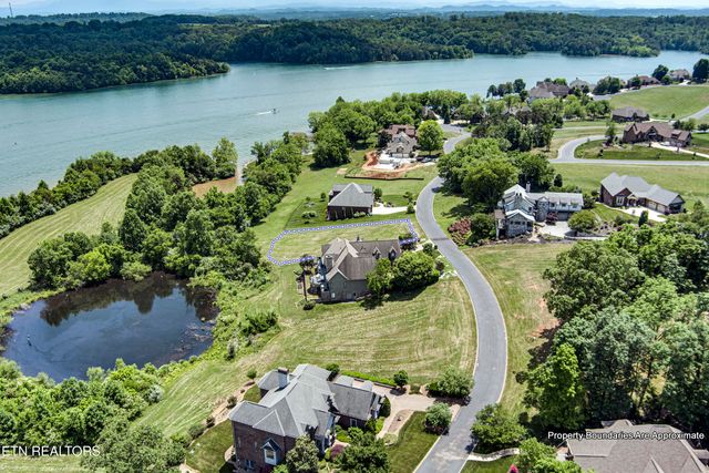 320 Cormorant Drive, Vonore, TN 37885