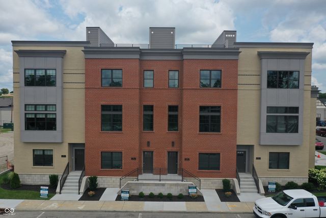 178 S Water F, Franklin, IN 46131