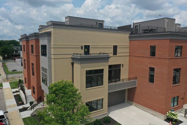 178 S Water F, Franklin, IN 46131