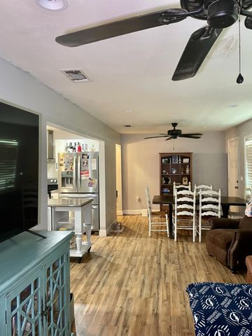786 9th Avenue, Crestview, FL 32536